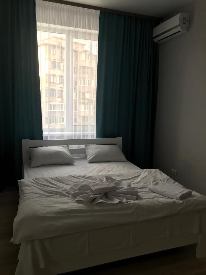 Apart Assistant On Smart Plaza Kiev Extérieur photo
