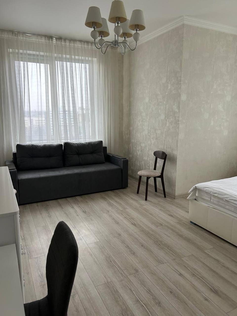 Apart Assistant On Smart Plaza Kiev Extérieur photo