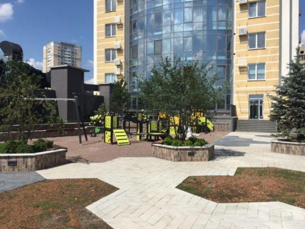 Apart Assistant On Smart Plaza Kiev Extérieur photo